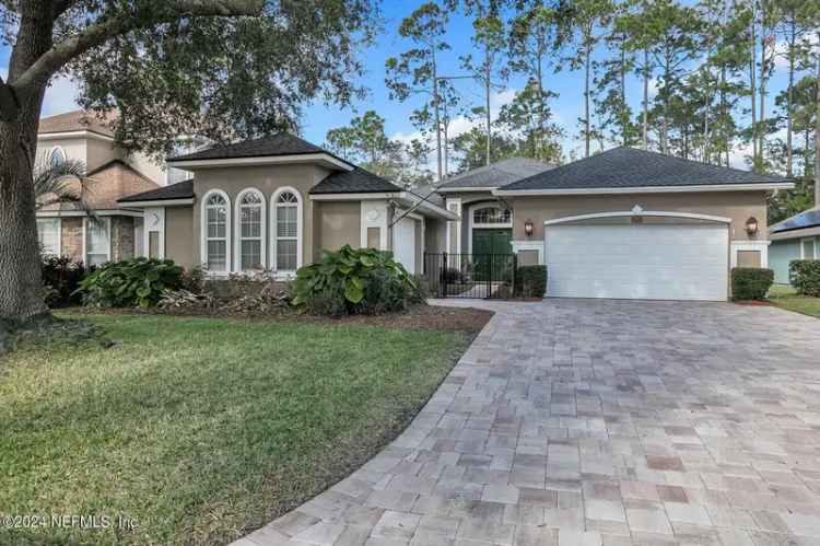 Single-family house For Sale in 13781, Shady Woods Street North, Jacksonville, Florida