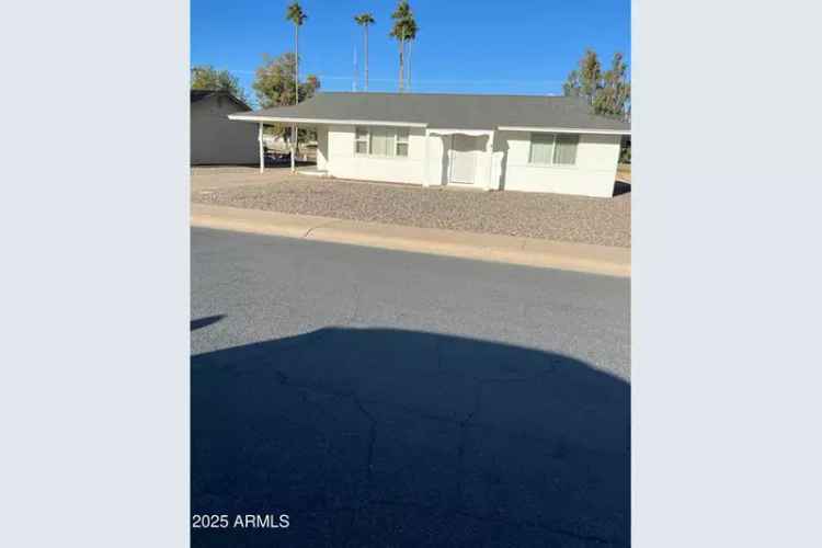 Single-family house For Sale in 12439, North Augusta Drive, Sun City, Arizona