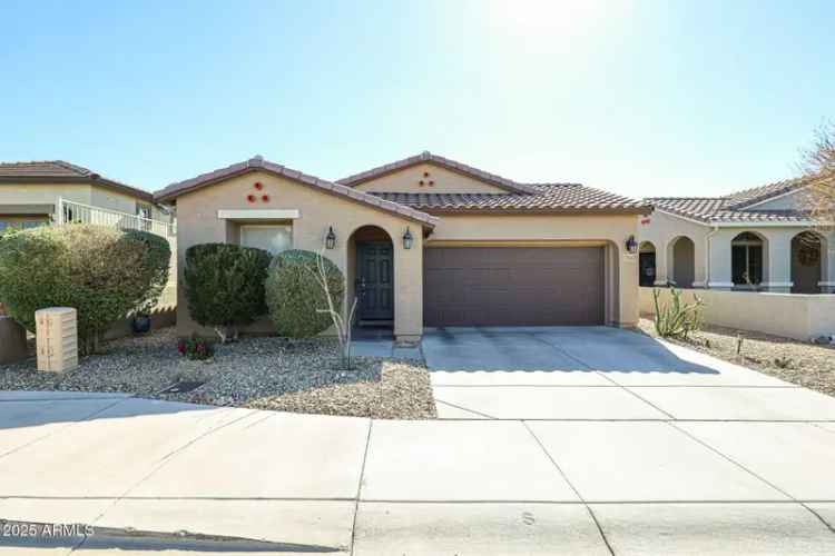 Single-family house For Sale in 17563, West Fairview Street, Goodyear, Arizona