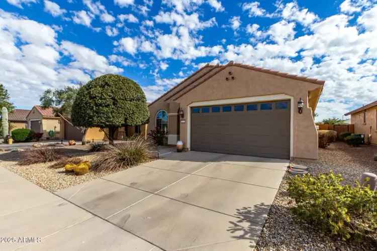 Single-family house For Sale in 21271, North 262nd Drive, Buckeye, Arizona