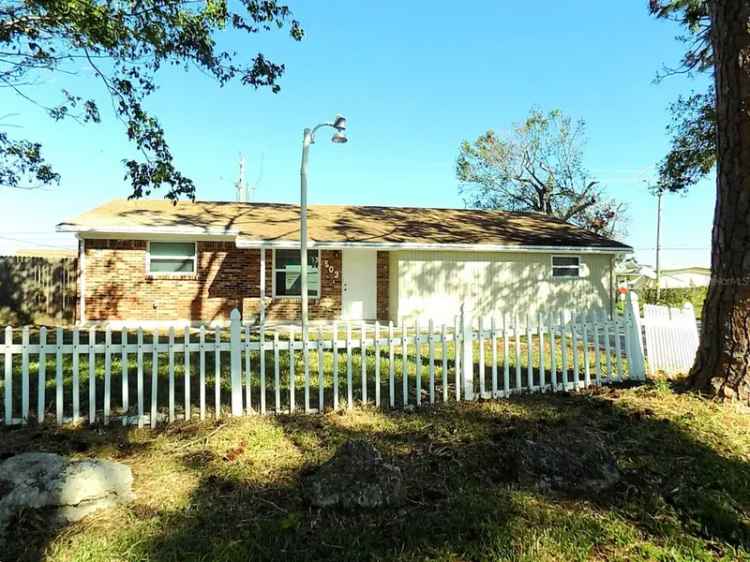 Single-family house For Sale in South Bradenton, Florida