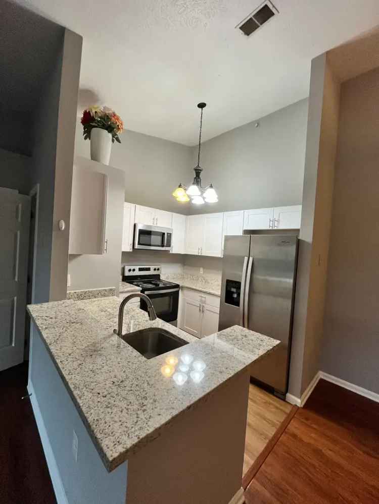 Updated 3 Bed 2 Bath Penthouse Condo for Rent in Belcamp MD