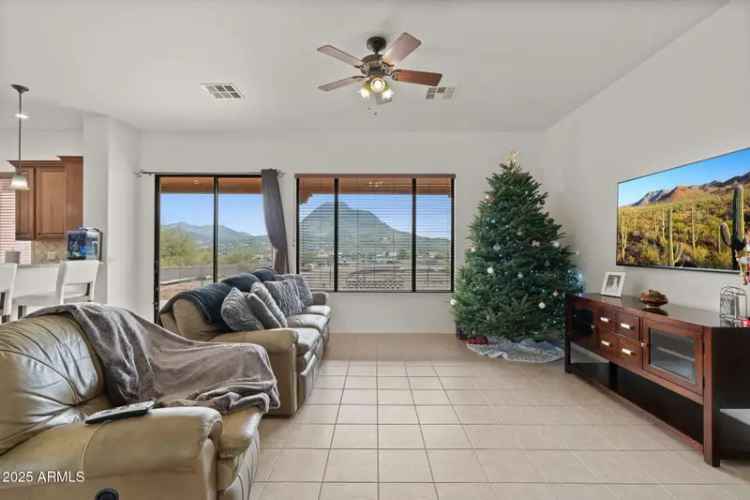 Single-family house For Sale in 48412, North 31st Avenue, New River, Arizona