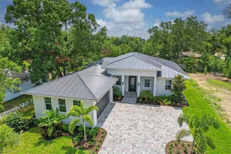 Single-family house For Sale in 201, South Shade Avenue, Sarasota, Florida