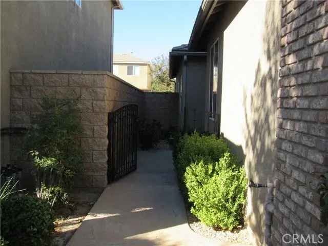 Single-family house For Sale in 29088, Overboard Drive, Menifee, California