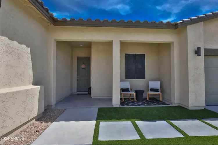 Single-family house For Sale in 23123, East Via Del Sol, Queen Creek, Arizona