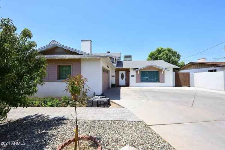 Single-family house For Sale in 6402, North 45th Avenue, Glendale, Arizona