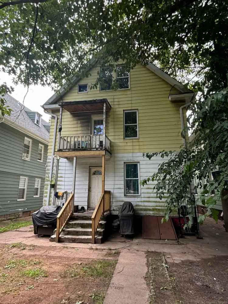 Multi-family house For Sale in 57, Bassett Street, New Haven, Connecticut