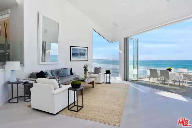 Single-family house For Sale in 31454, Broad Beach Road, Malibu, California