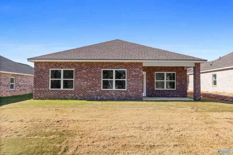 Single-family house For Sale in Huntsville, Alabama