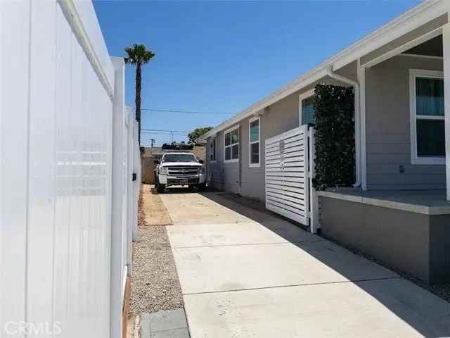 Single-family house For Sale in 1780, Anaheim Avenue, Costa Mesa, California