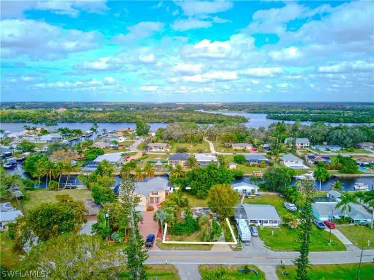 Land For Sale in Fort Myers Shores, Florida