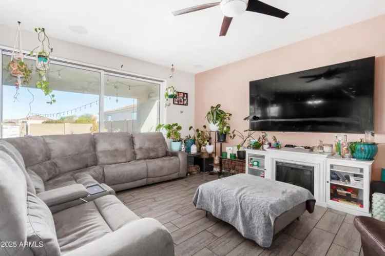 Single-family house For Sale in 842, East Beverly Road, Phoenix, Arizona