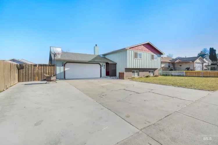 Single-family house For Sale in 2010, South Juniper Street, Nampa, Idaho