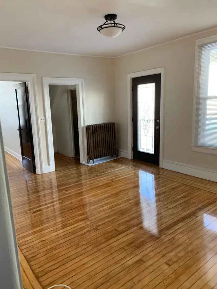 2 Bedroom Apartment for Rent in Troy Eastside