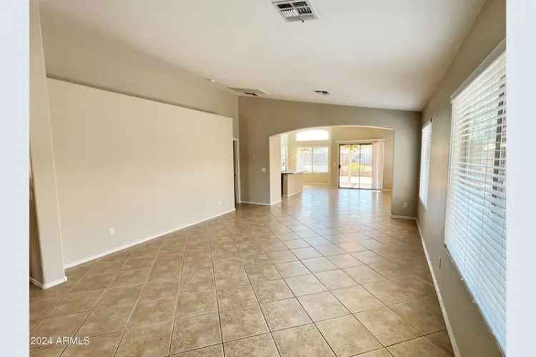 Single-family house For Sale in 15849, West Washington Street, Goodyear, Arizona