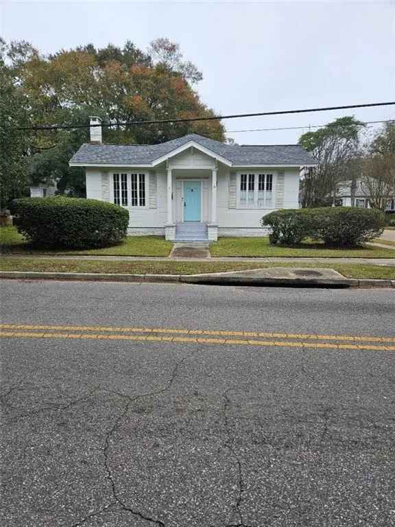 Single-family house For Sale in 61, South Catherine Street, Mobile, Alabama