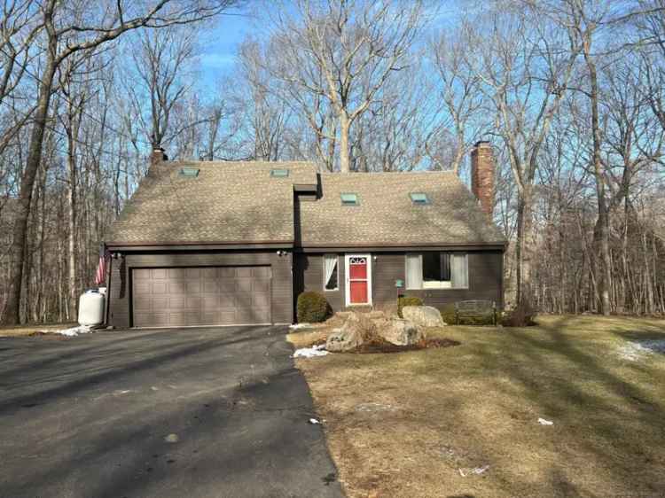 Single-family house For Sale in 20, Flat Rock Road Extension, Branford, Connecticut