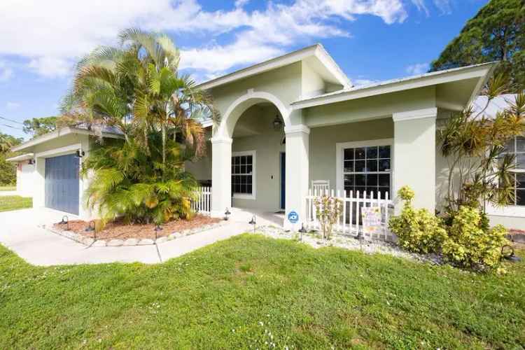 Single-family house For Sale in 765, Northwest North Macedo Boulevard, Port Saint Lucie, Florida