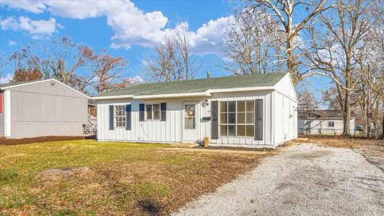 Single-family house For Sale in 502, South Dodson Drive, Urbana, Illinois