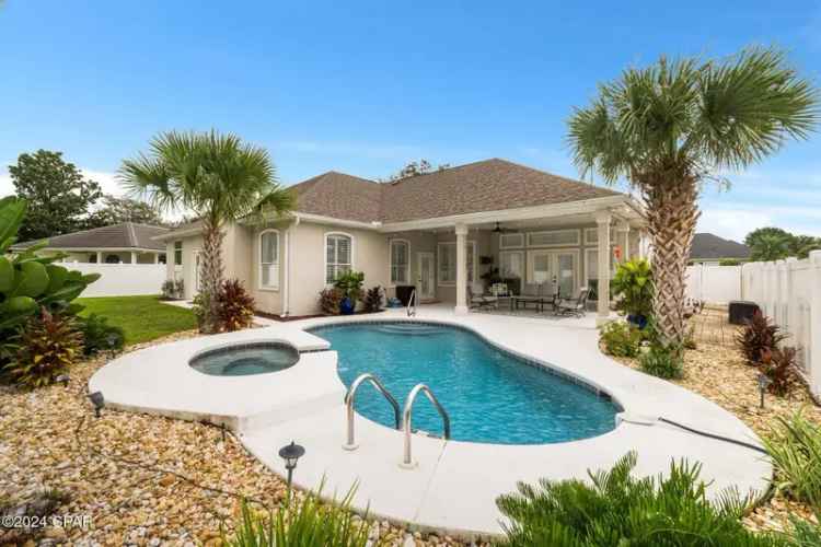 Single-family house For Sale in 150, Legend Lakes Drive, Panama City Beach, Florida