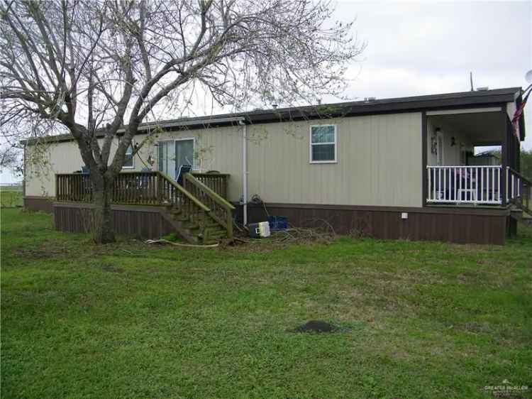 Single-family house For Sale in Austwell, Texas