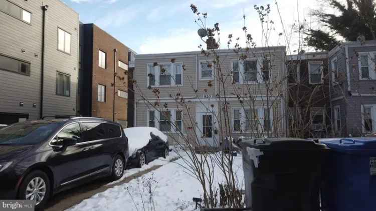 Multi-family house For Sale in 820, Taylor Street Northeast, Washington, District of Columbia