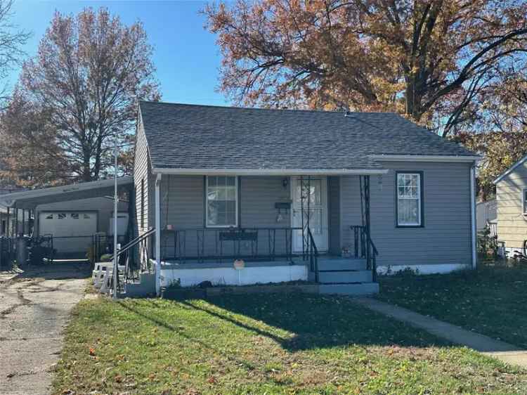 Single-family house For Sale in 1812, Ferguson Avenue, Granite City, Illinois