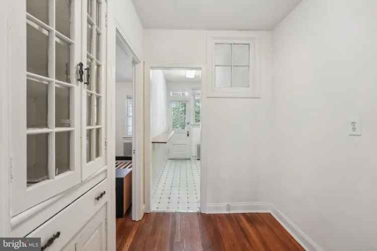 Multi-family house For Sale in 3925, W Street Northwest, Washington, District of Columbia