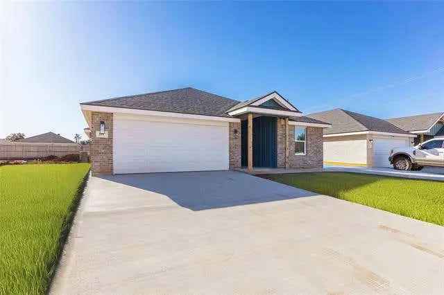 Single-family house For Sale in 109, Waterloo Drive, Kyle, Texas