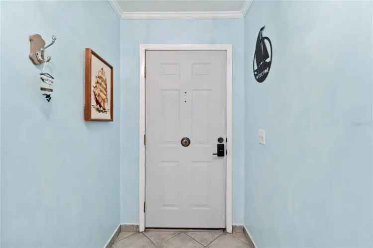 Condo For Sale in Bradenton, Florida