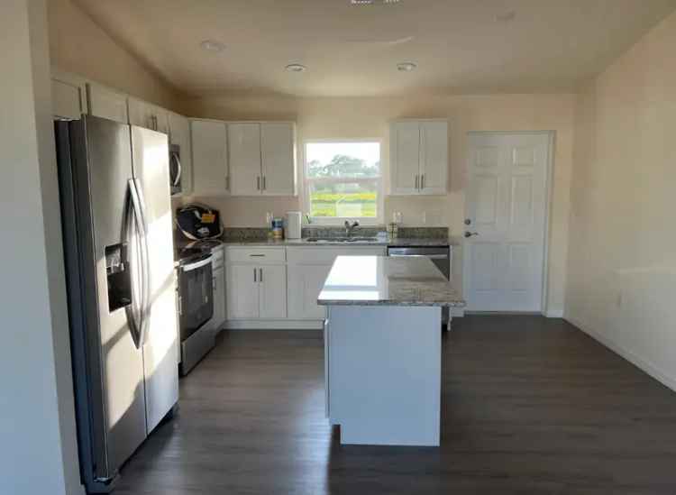 3 Bedroom 2 Bathroom Home for Rent Near LaBelle Center