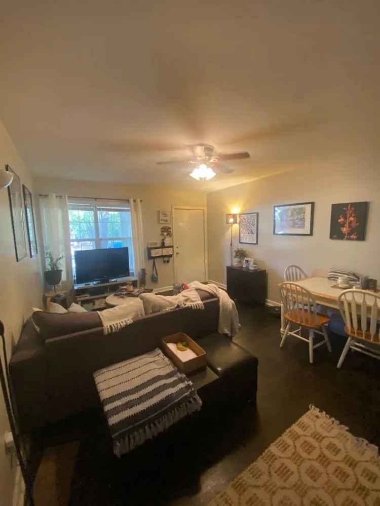 Multi-family house For Sale in Tallahassee, Florida