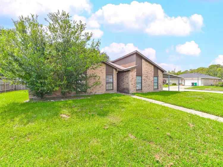 Single-family house For Sale in 5126, Cinnamon Lane, Baytown, Texas