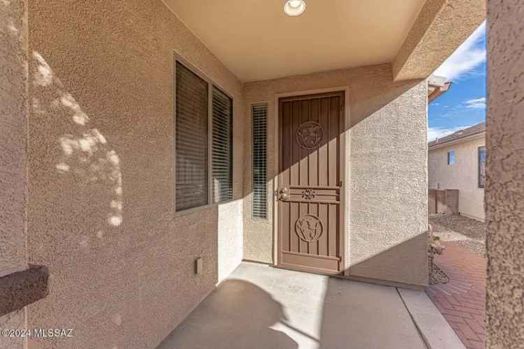 Single-family house For Sale in Green Valley, Arizona