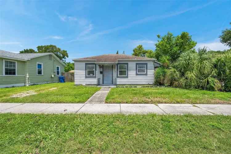 Single-family house For Sale in 2875, 38th Avenue North, Saint Petersburg, Florida