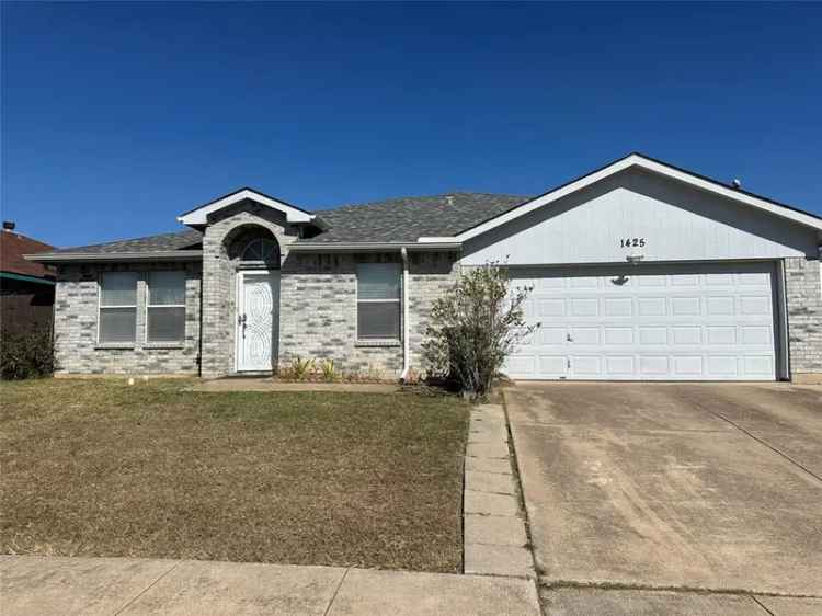 Single-family house For Rent in Arlington, Texas