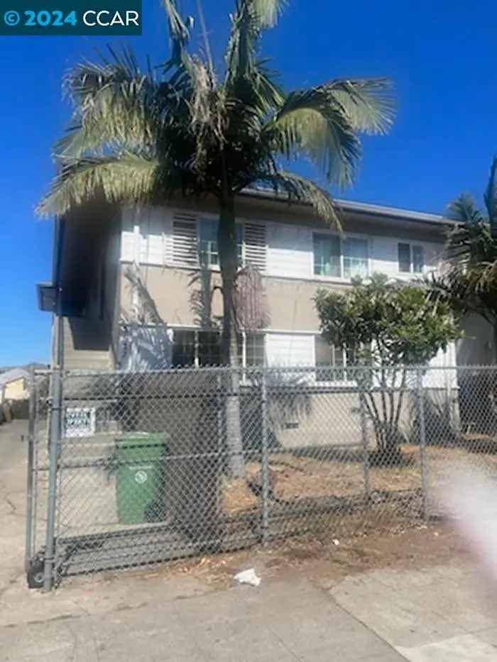 Multi-family house For Sale in 1517, 51st Avenue, Oakland, California