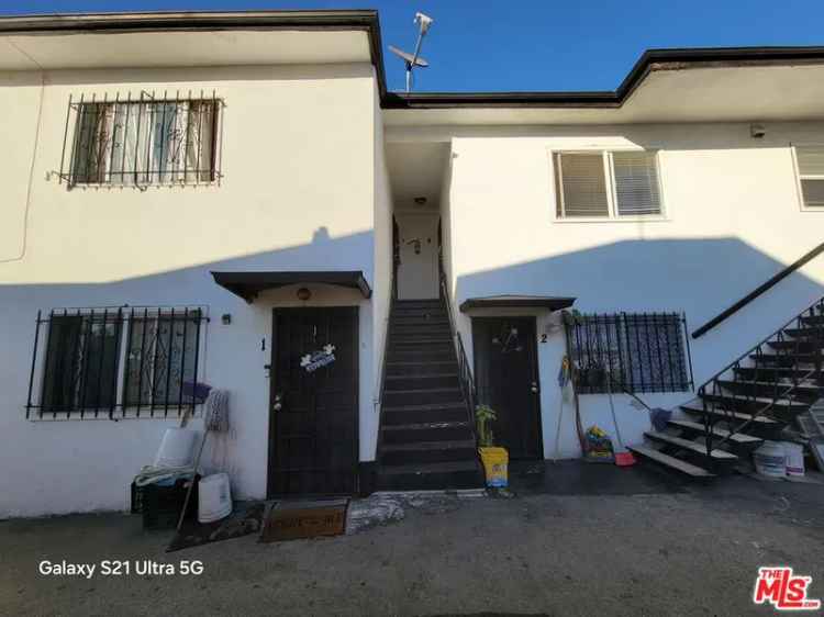 Multi-family house For Sale in 3834, Maple Avenue, Los Angeles, California