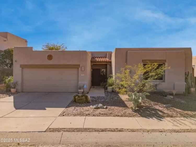 Single-family house For Sale in 247, North Fenceline Drive, Tucson, Arizona