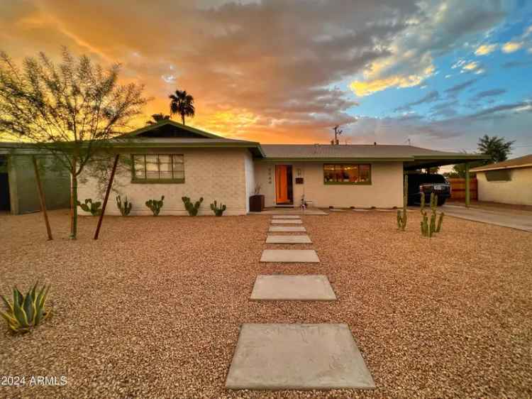 Single-family house For Sale in 4644, North 74th Place, Scottsdale, Arizona