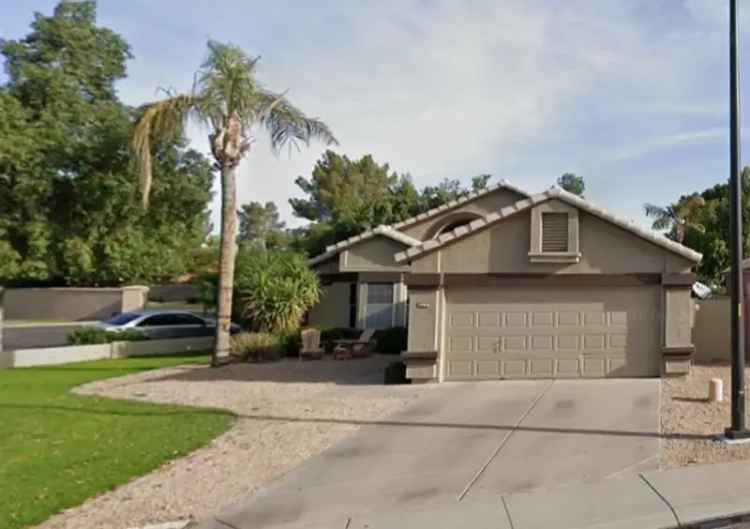 3 Bed 2 Bath Home in Val Vista Lakes with Community Amenities