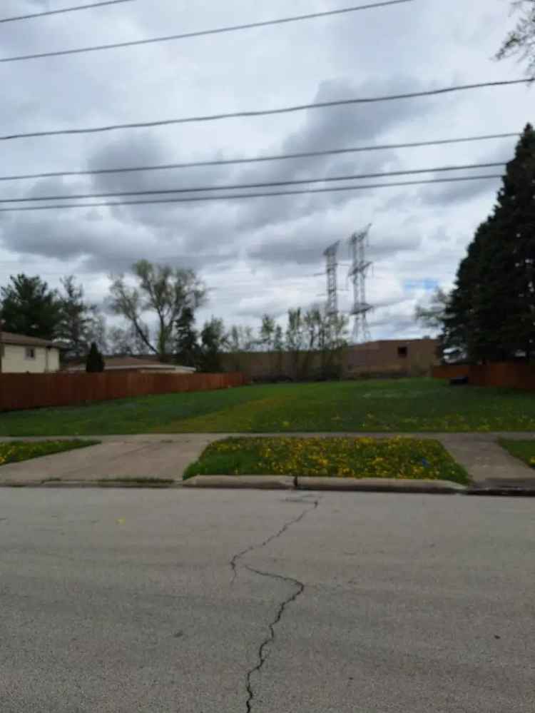 Land For Sale in 890, North Avenue, Des Plaines, Illinois