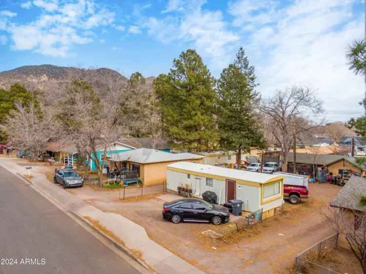 Multi-family house For Sale in 2708, North Center Street, Flagstaff, Arizona