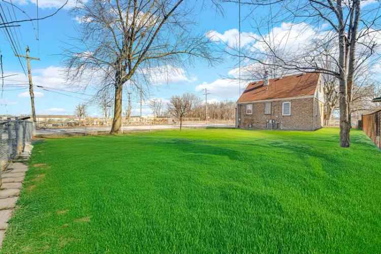 Single-family house For Sale in 6704, Osborn Avenue, Hammond, Indiana