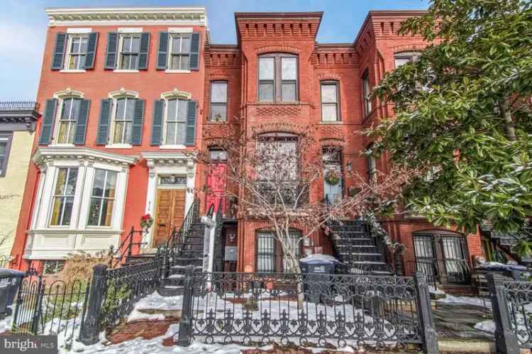 Multi-family house For Sale in 812, E Street Southeast, Washington, District of Columbia