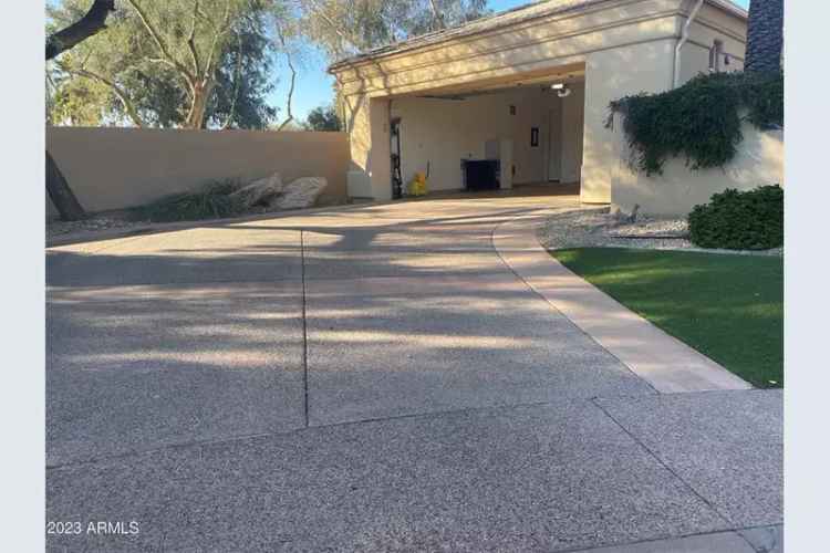 Single-family house For Sale in 10100, North 78th Place, Scottsdale, Arizona