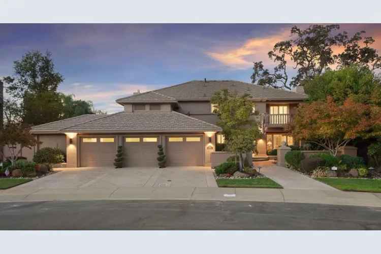 Single-family house For Sale in Lodi, California