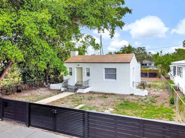 Single-family house For Sale in 503, Northwest 47th Street, Miami, Florida