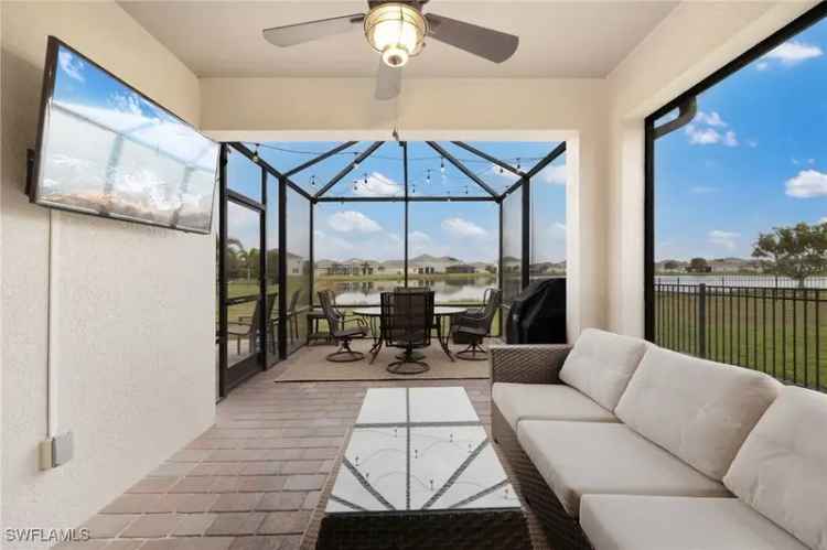 Single-family house For Sale in 3447, Manati Court, Cape Coral, Florida